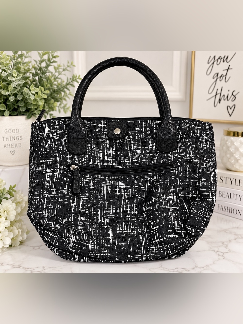Bella Russo Black & White Crosshatch Handbag Satchel 🖤🤍